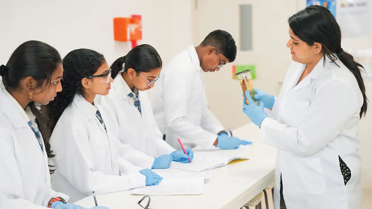 Best Secondary Schools in Sharjah | Preparing Students for a Bright Future